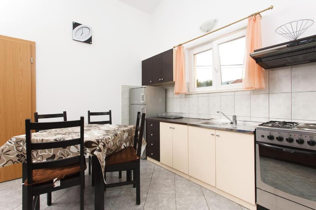 Apartments Mani Trogir Eksteriør billede