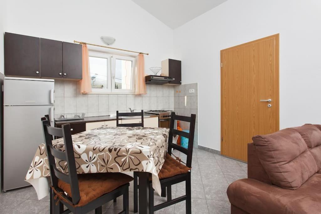 Apartments Mani Trogir Eksteriør billede